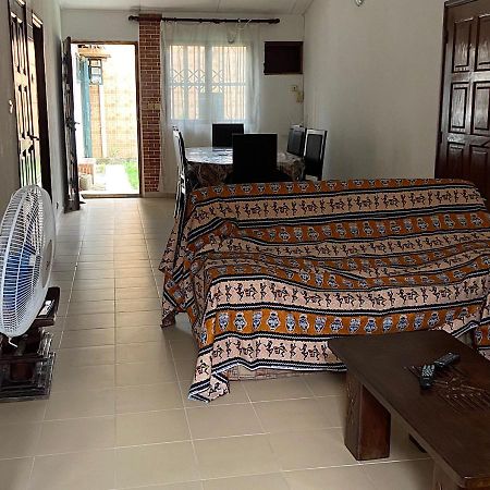 Villa Cb Abidjan Kültér fotó