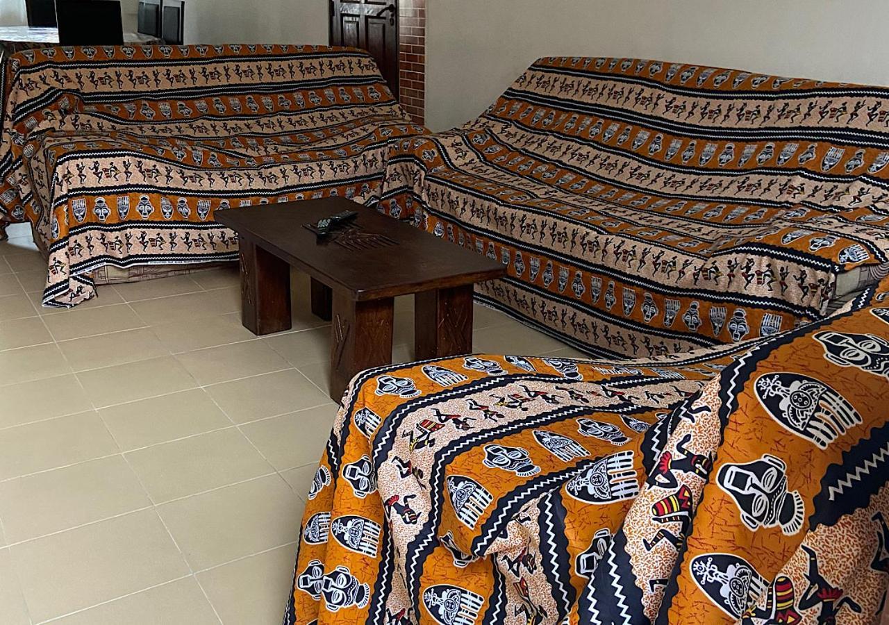 Villa Cb Abidjan Kültér fotó