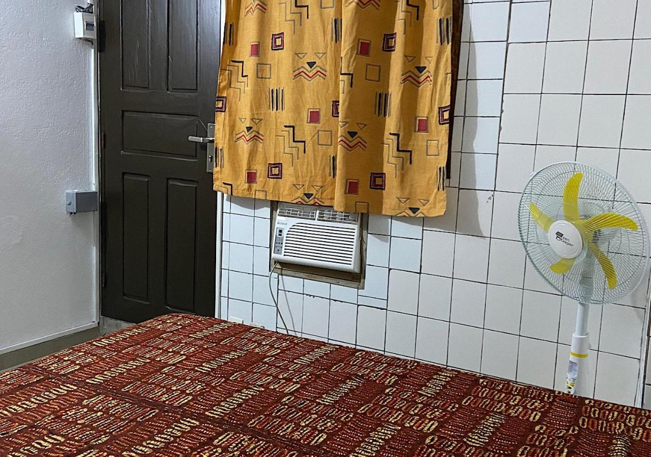 Villa Cb Abidjan Szoba fotó