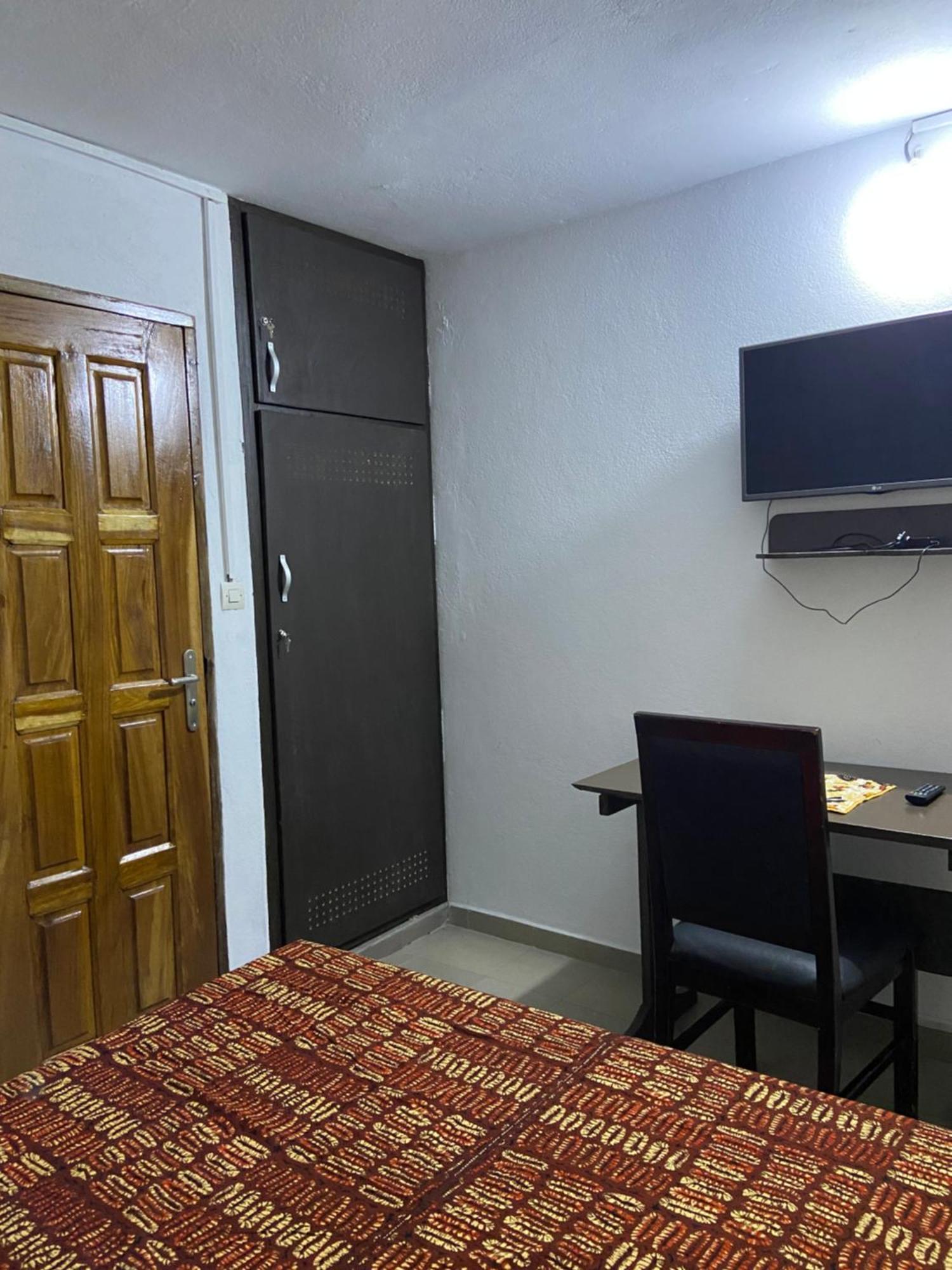 Villa Cb Abidjan Szoba fotó