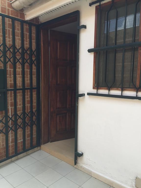 Villa Cb Abidjan Kültér fotó
