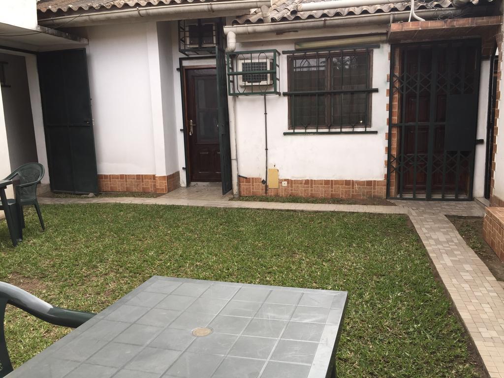 Villa Cb Abidjan Kültér fotó